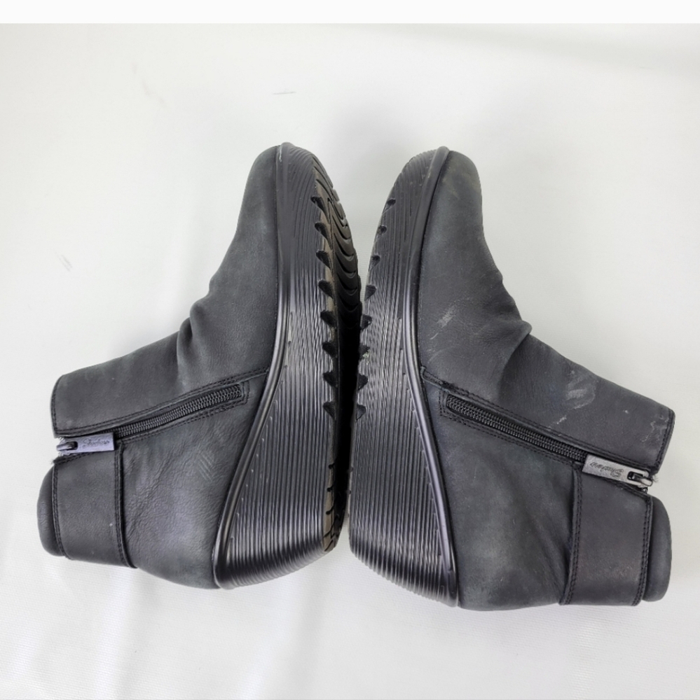Skechers Leather Parallel Fastened Wedge Cooling Memory Foam Boots Sz 9 - Picture 3 of 11